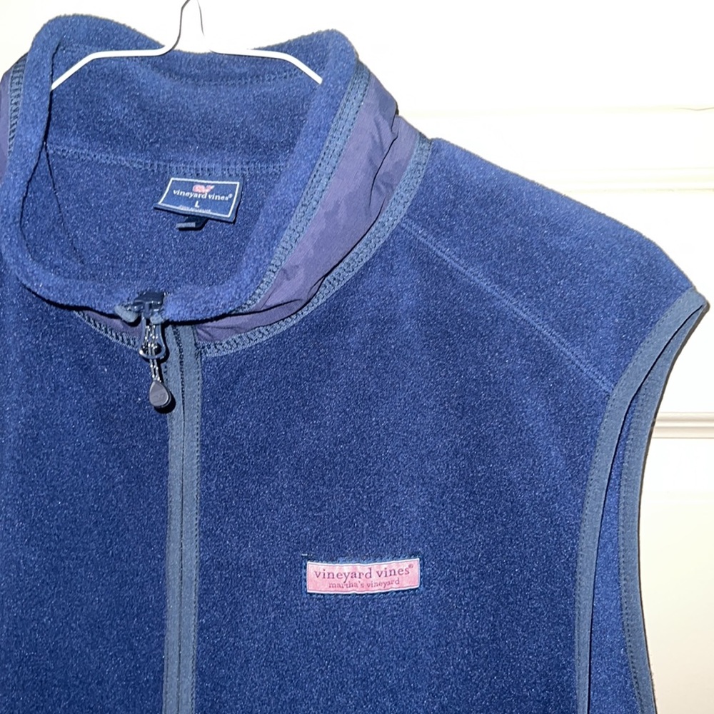 Vineyard Vines Large Navy Vest - Picture 3 of 4